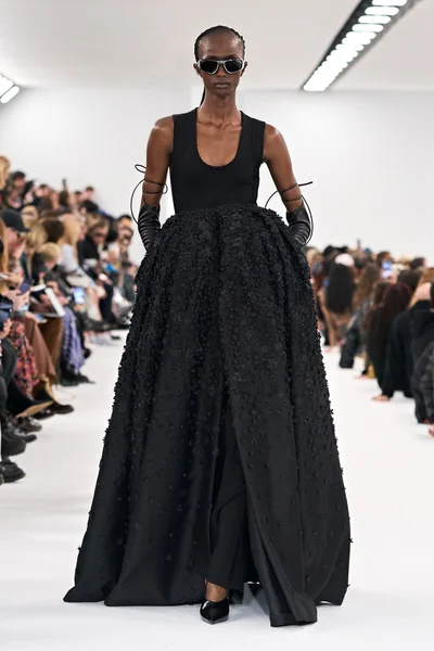 Look 50